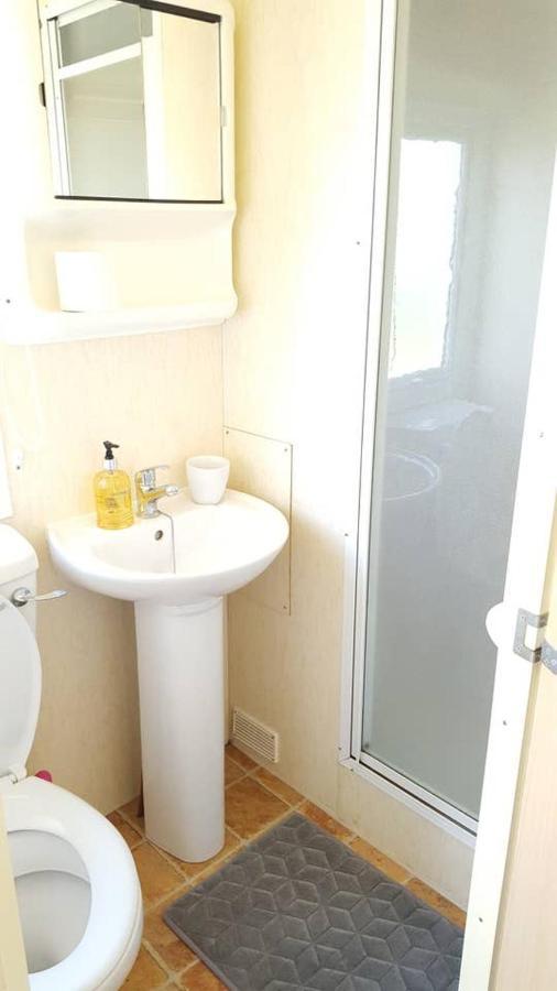 Avocet Holiday Van, Close To Beach - Pets Go Free Heacham Exterior photo